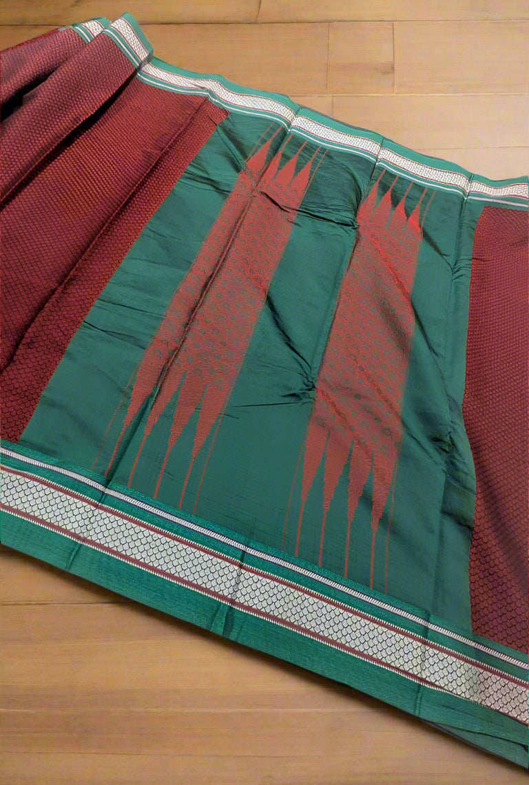 VLS 400 Banarasi Soft Cotton Silk Resham Brocade Saree – Lightweight & Elegant (No Blouse Piece)