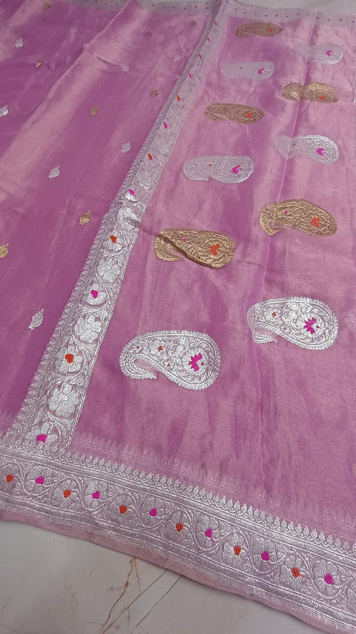 Pure Handloom Khaddi Georgette Kadhwa Saree – Off-White with Pink Pallu | VLS 433