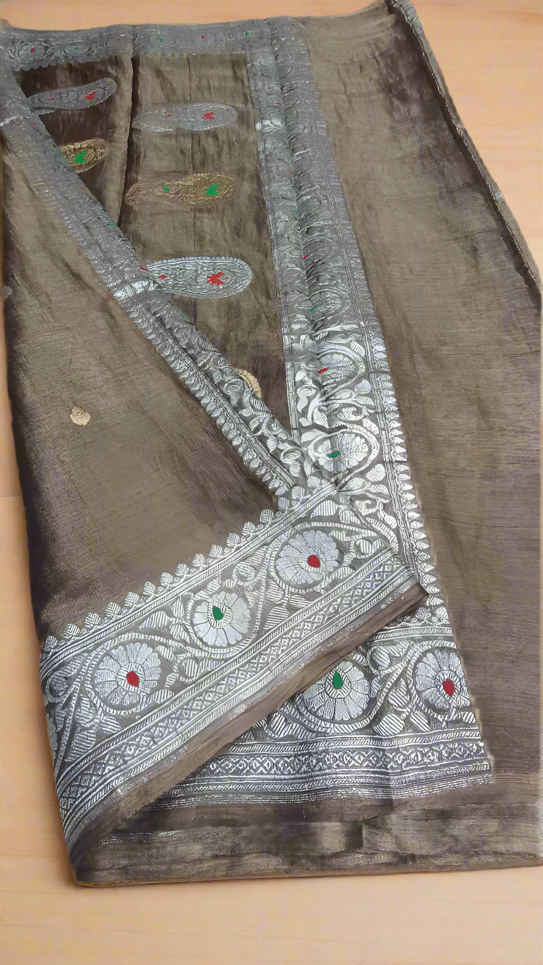 Pure Handloom Khaddi Georgette Kadhwa Saree – Off-White with Pink Pallu | VLS 434