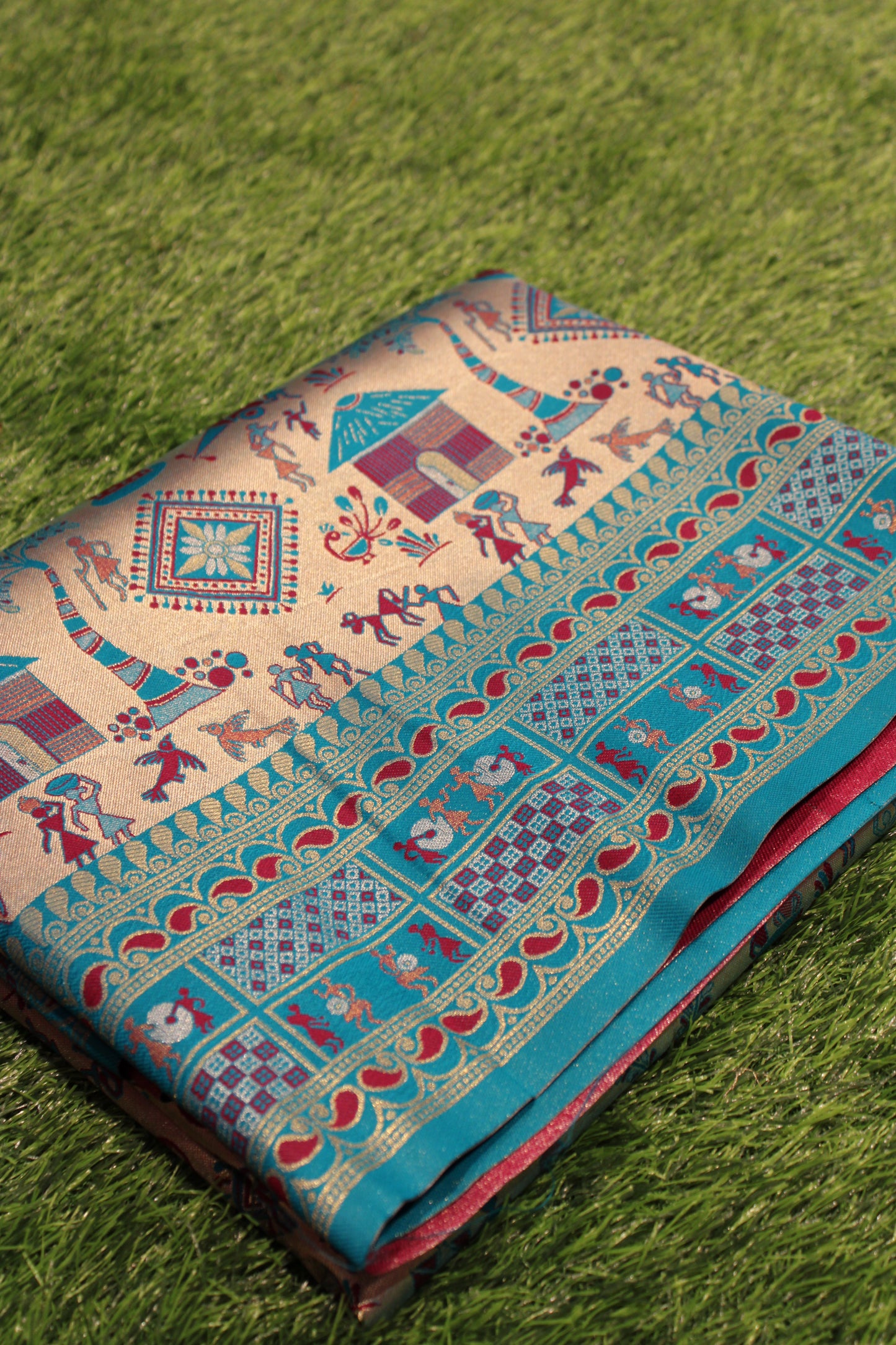 Kanjivaram-Style Banarasi Tissue Silk Saree – A Masterpiece of Heritage Weaving