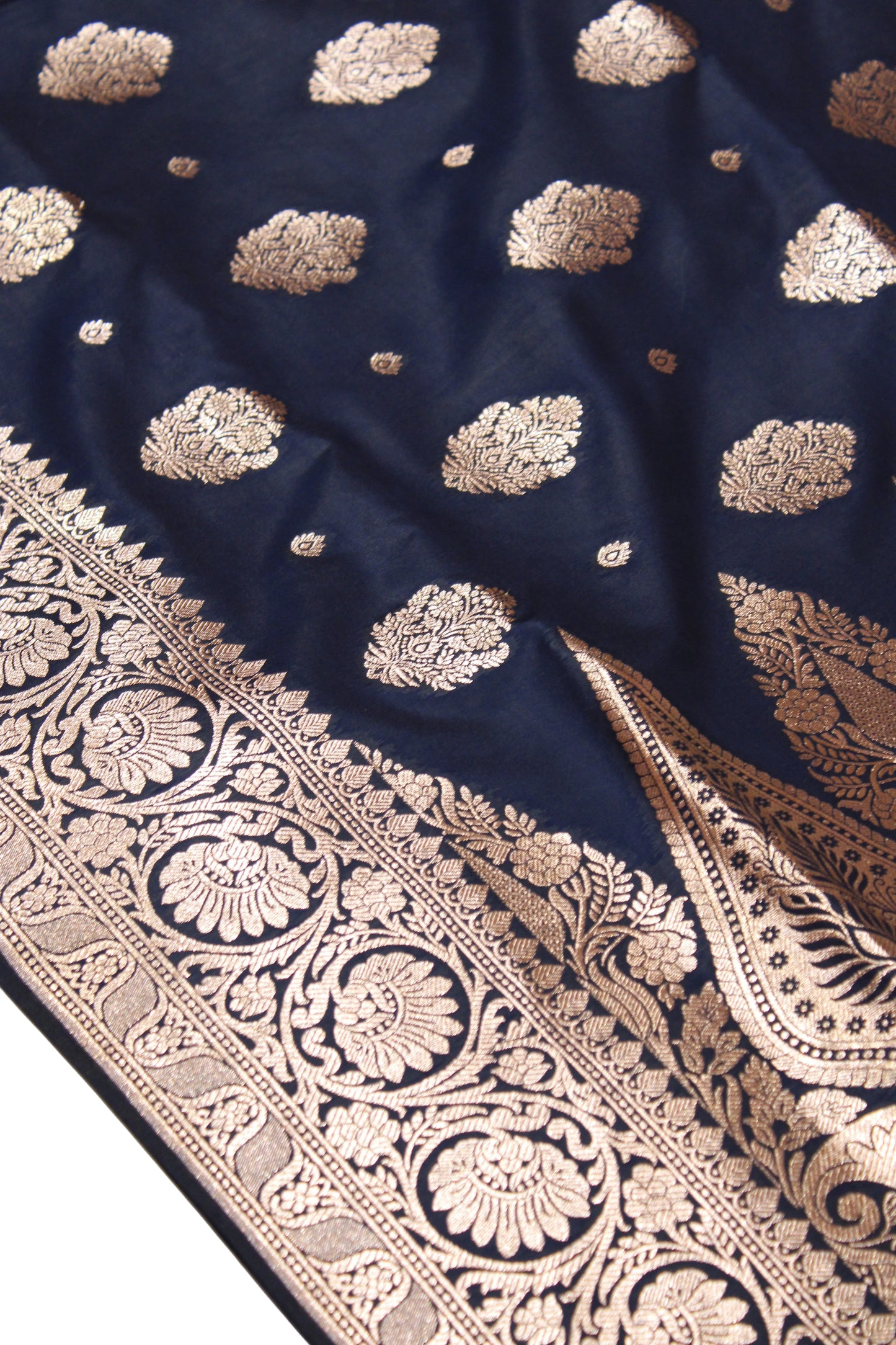 π VLS 476 β Navy Blue Mashru Katan Silk Banarasi Saree π