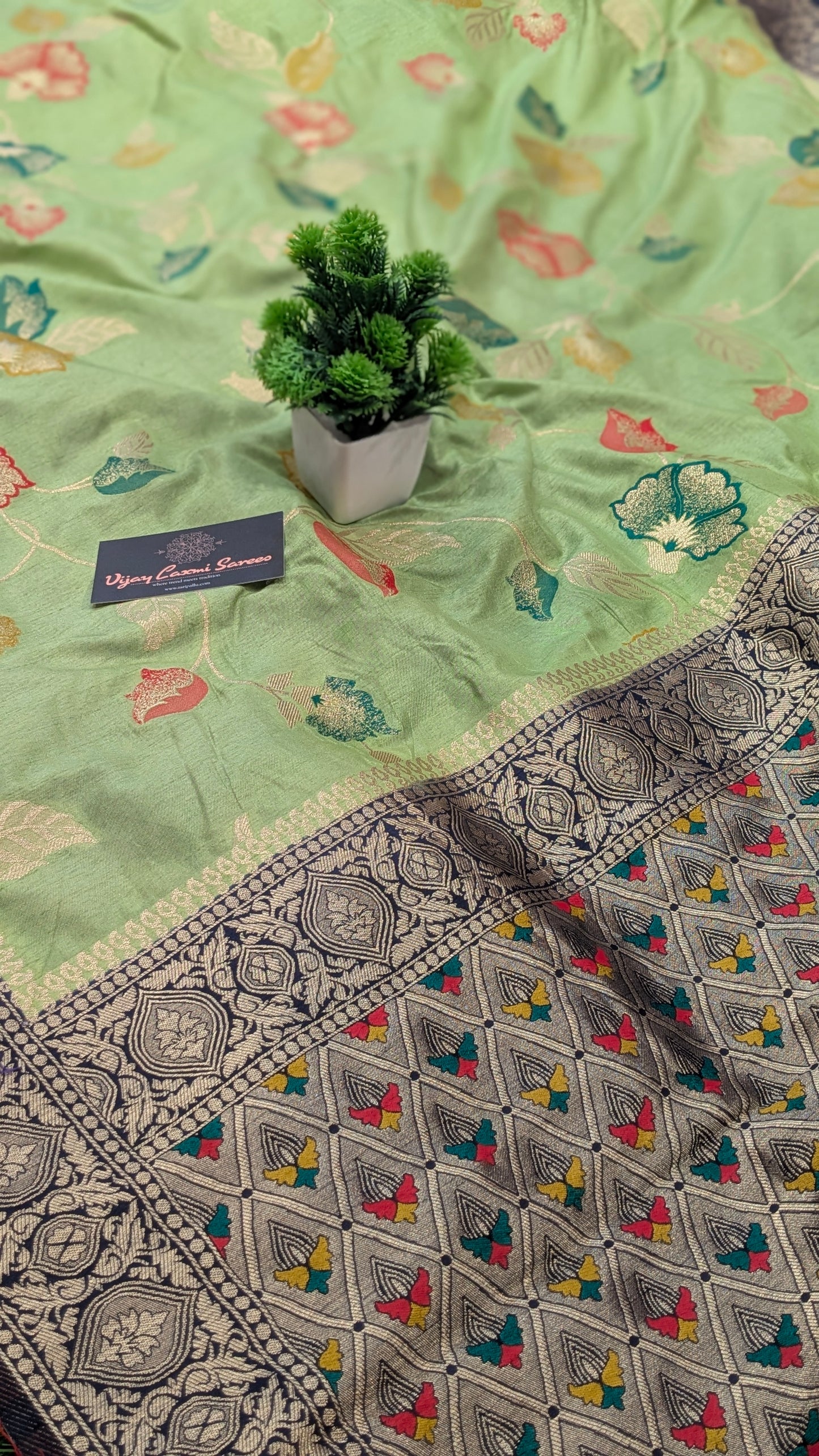 Banarasi semi-katan dupion silk saree