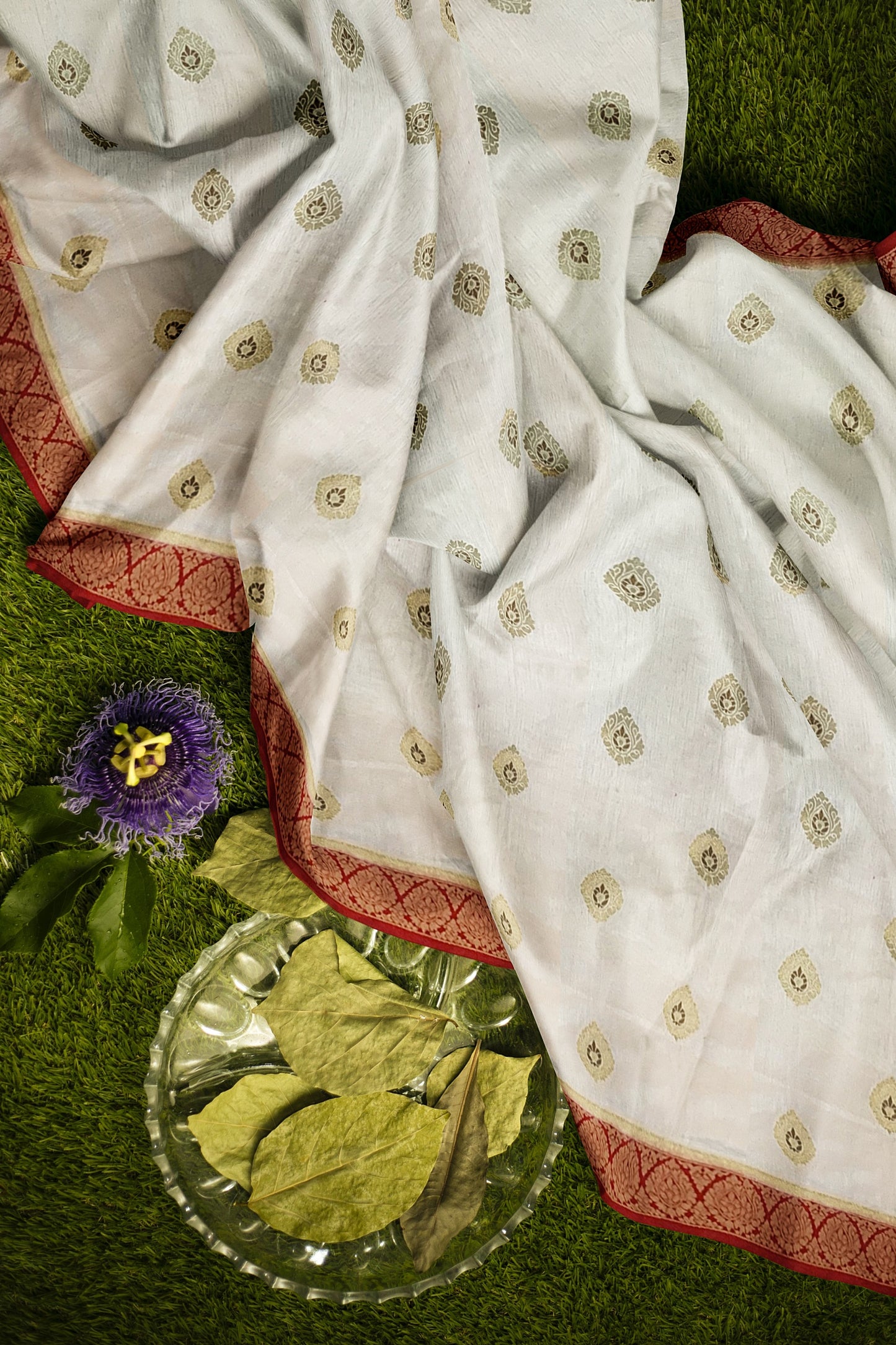 Exquisite Off-White Silk Saree with Red Unique Design, Copper and Golden Zari Boota