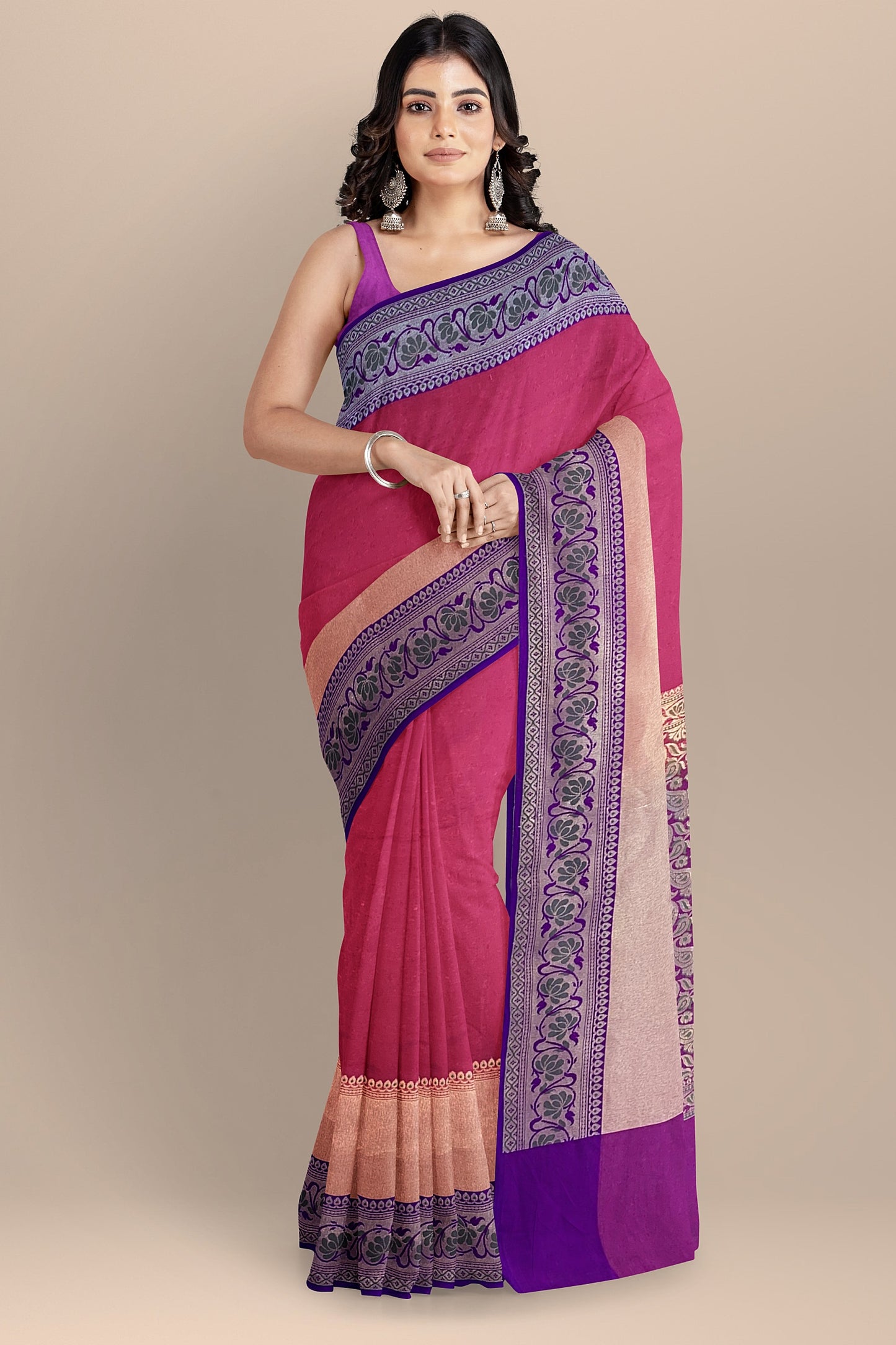 Elegant Silk Saree with Meenakari Border and Pallu Featuring Parallel Tissue Weave