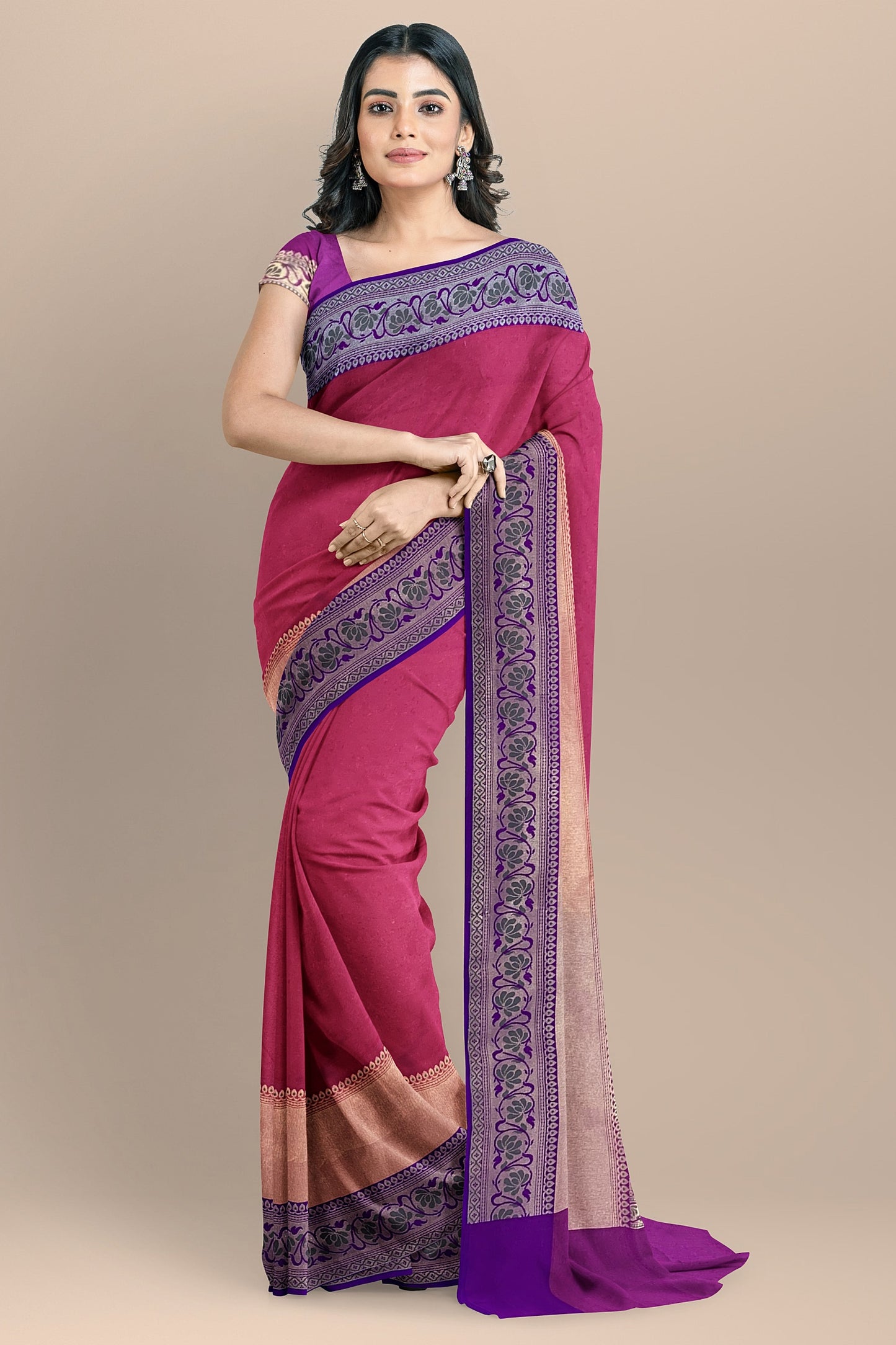 Elegant Silk Saree with Meenakari Border and Pallu Featuring Parallel Tissue Weave