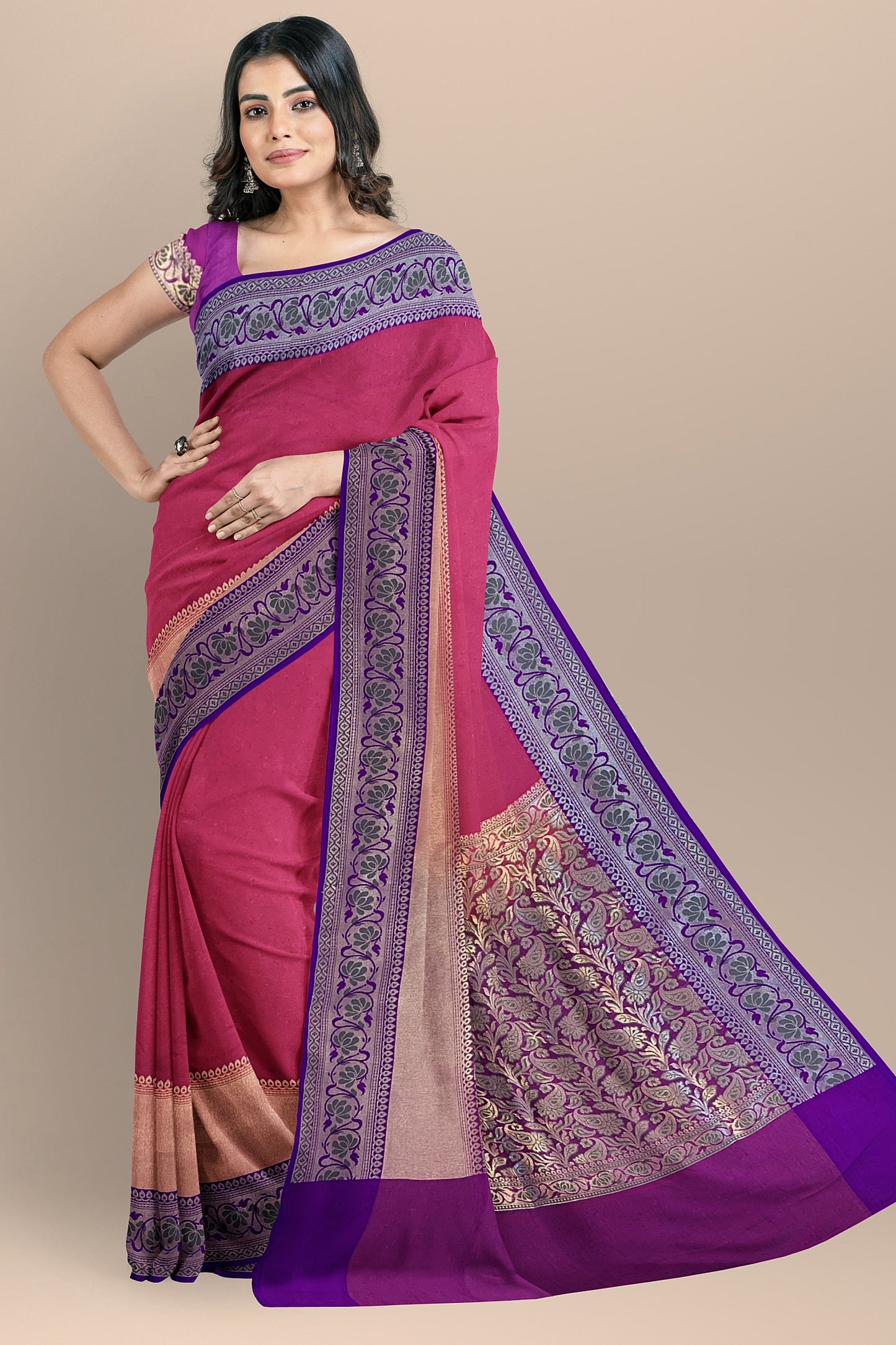 Elegant Silk Saree with Meenakari Border and Pallu Featuring Parallel Tissue Weave