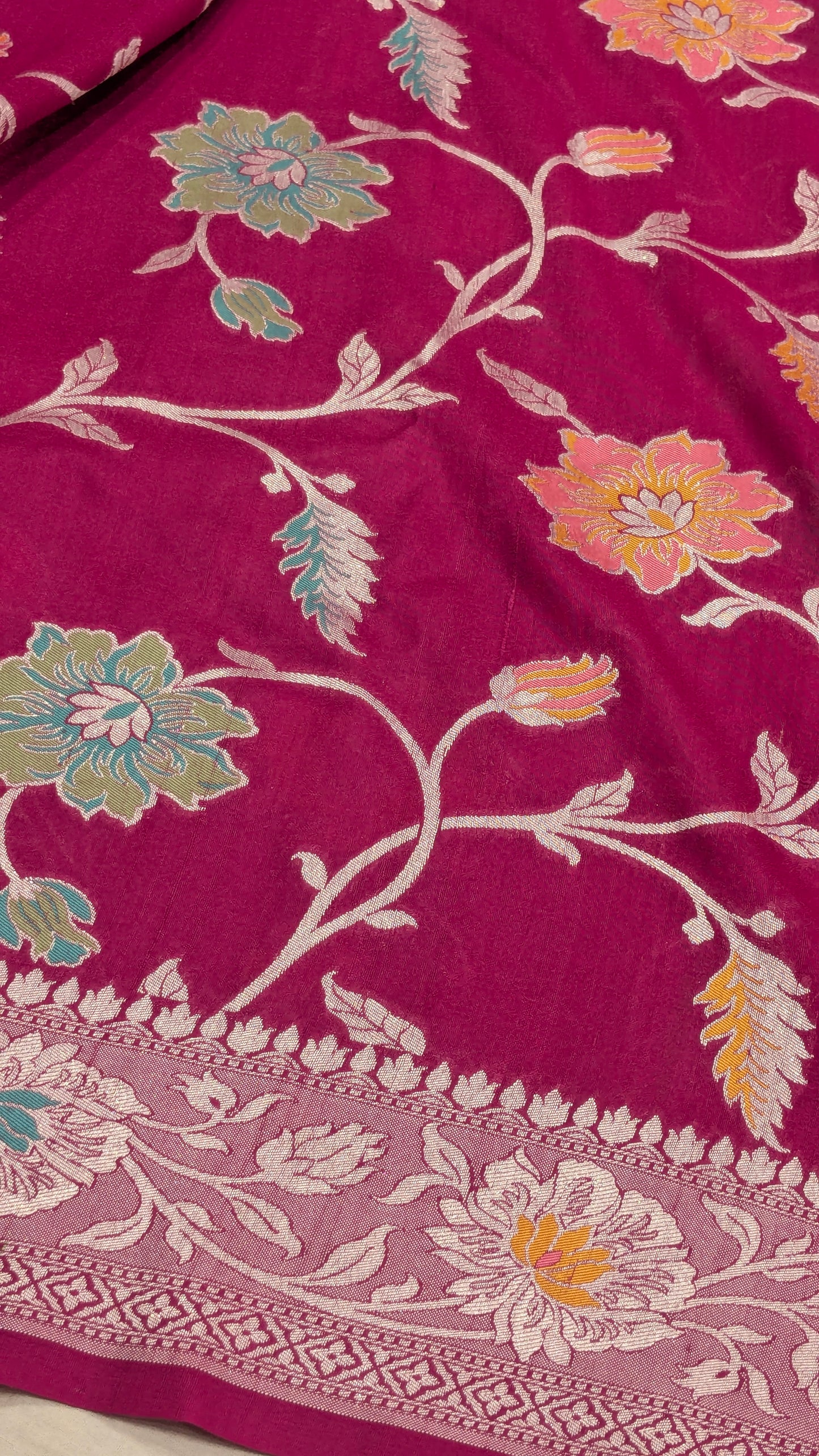 Pure Handloom Tilfi Meenakari Khaddi Moonga Georgette Saree