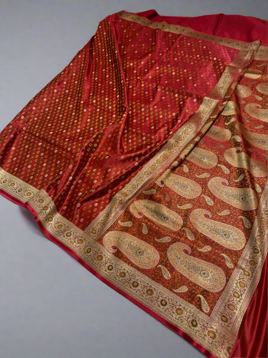 🌸 Banarasi Pashmina Saree – The Grace of Banaras in Every Drape 🌸