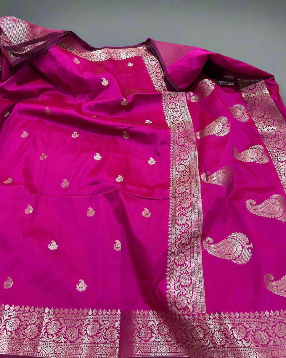 👑 Exclusive Collection 👑 Banarasi Premium Trending Unique Katan Soft Silk Saree