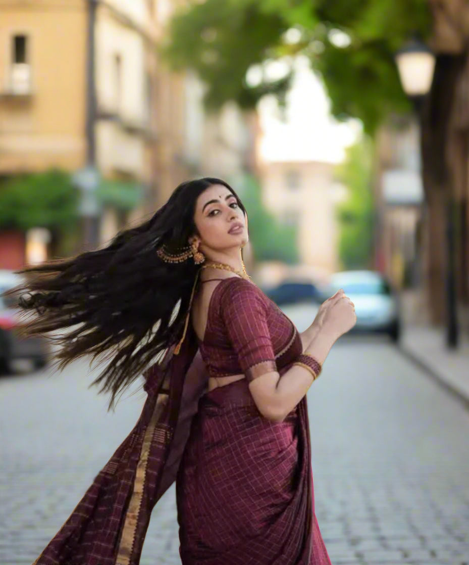 Banarasi Katan Soft Silk Saree – Design VLS 418 (With Gold Zari Weaving & Golden Pallu)