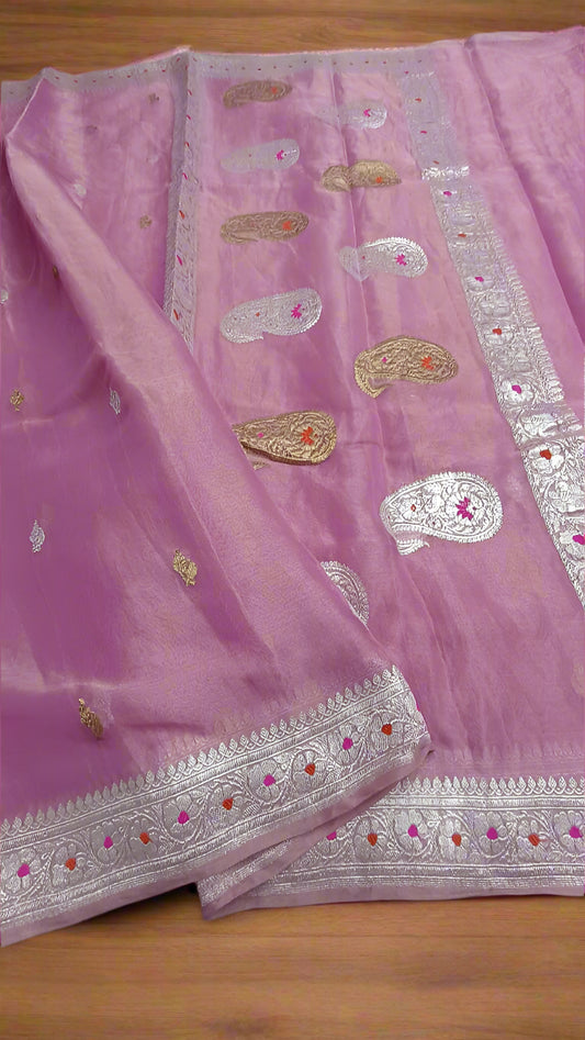 Pure Handloom Khaddi Georgette Kadhwa Saree – Off-White with Pink Pallu | VLS 433