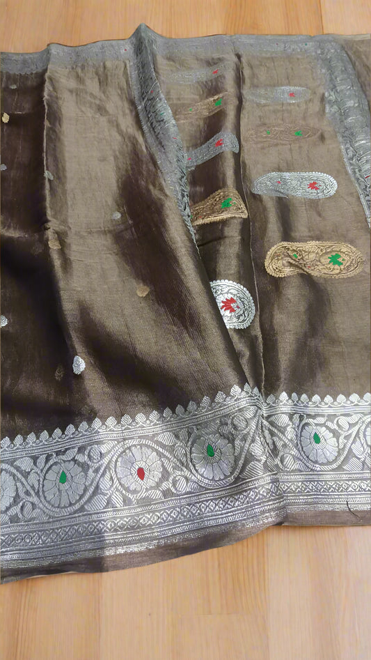 Pure Handloom Khaddi Georgette Kadhwa Saree – Off-White with Pink Pallu | VLS 434