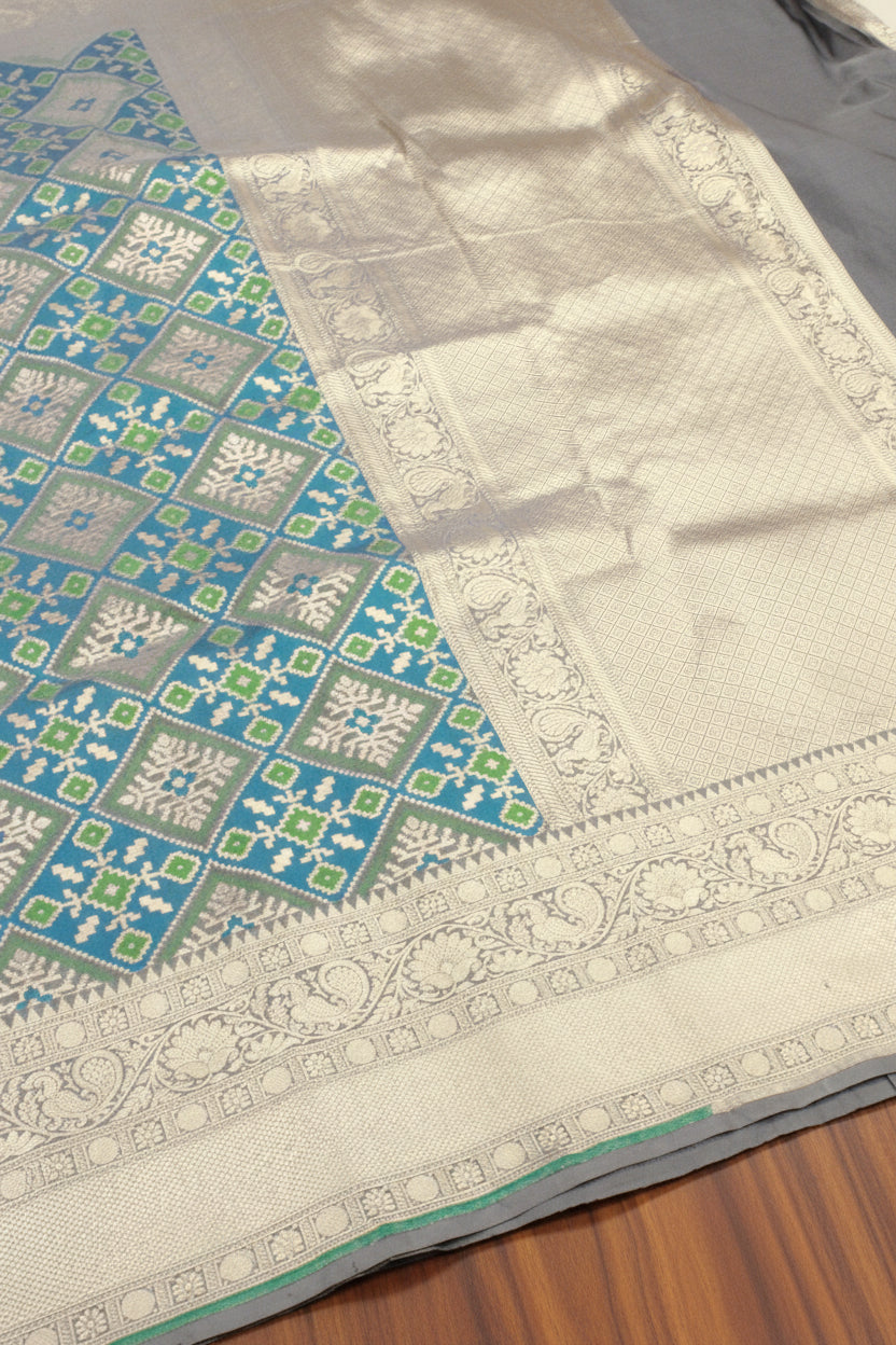 VLS 483 – Grey Pure Silk Banarasi Saree with Ghatchola Design & Meenakari Weaving