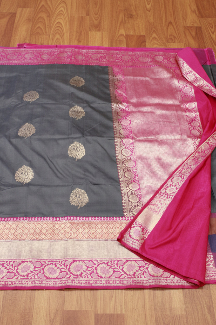 VLS 480 – Pure Silk Banarasi Saree with Lock Weaving Motifs
