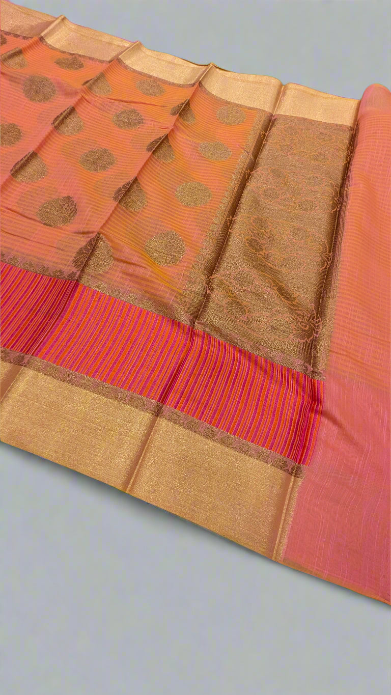 🌸 Elegant Peach Handloom Linen Saree – A Subtle Statement 🌸