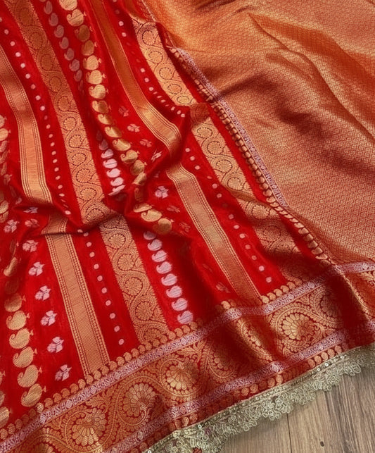 👑 VLS 464 – Banarasi Nita Ambani Inspired Designer Saree Red Katan Soft Silk with Elegant Lace Border & Bootidar Blouse